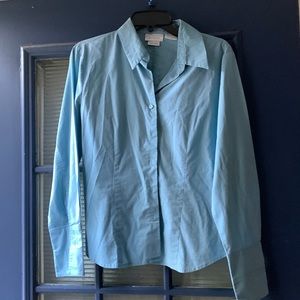 Worthington light blue button down shirt. Size 6